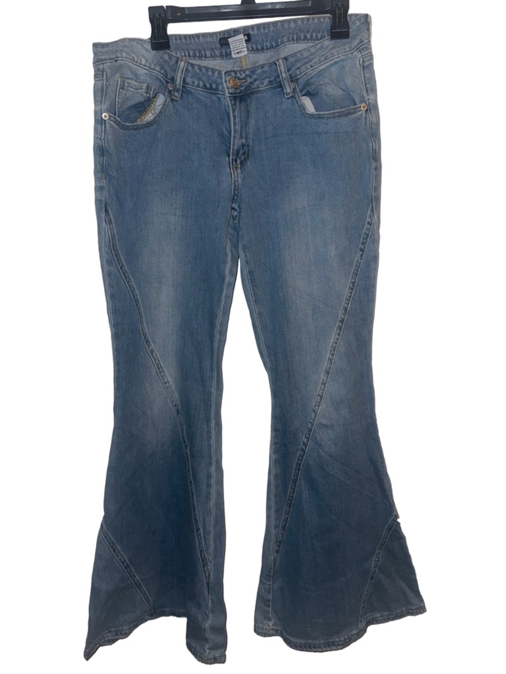Fashion Nova Light Blue Flare Low Rise Jeans - Size 11 / Large
